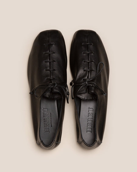 PLEGADA SHINY - Deconstructed Lace-up Shoe