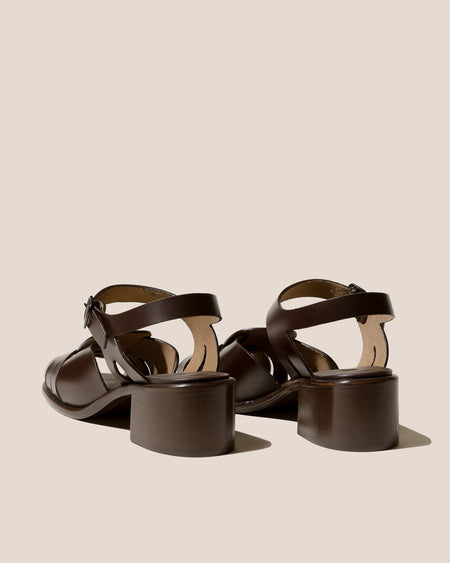 ANCORA SQUARED HEELED - Open-Toe Fisherman Sandal