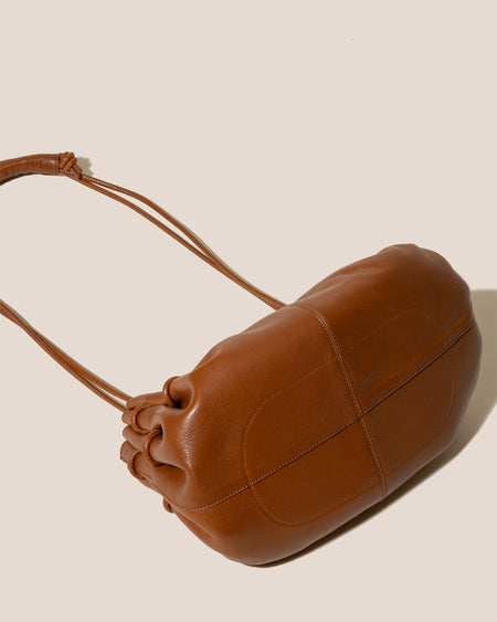 ARTA - Pleated Shoulder Bag