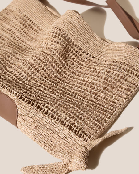CADOR RAFFIA MESH - Slouchy Shoulder Bag